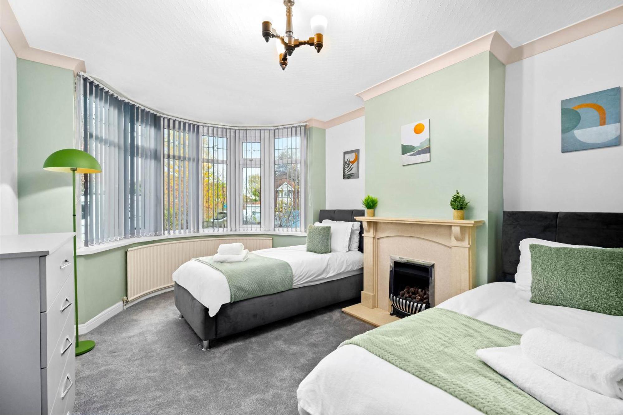 Modern 18 Guest Large Home In Solihull - Near Nec, Jlr, Hs2 And Bhx Birmingham Esterno foto